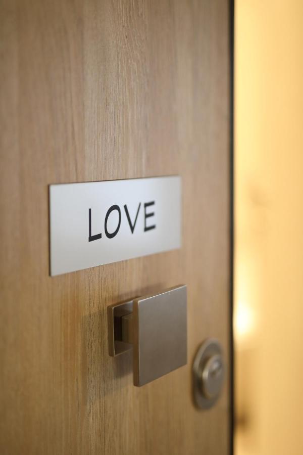 Love Lifestyle Suite Athènes Extérieur photo